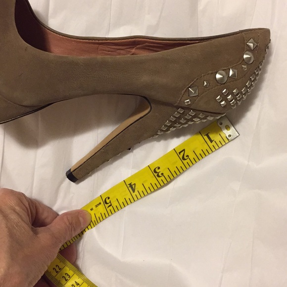 ❤️Vince Camuto Heels - Picture 6 of 9